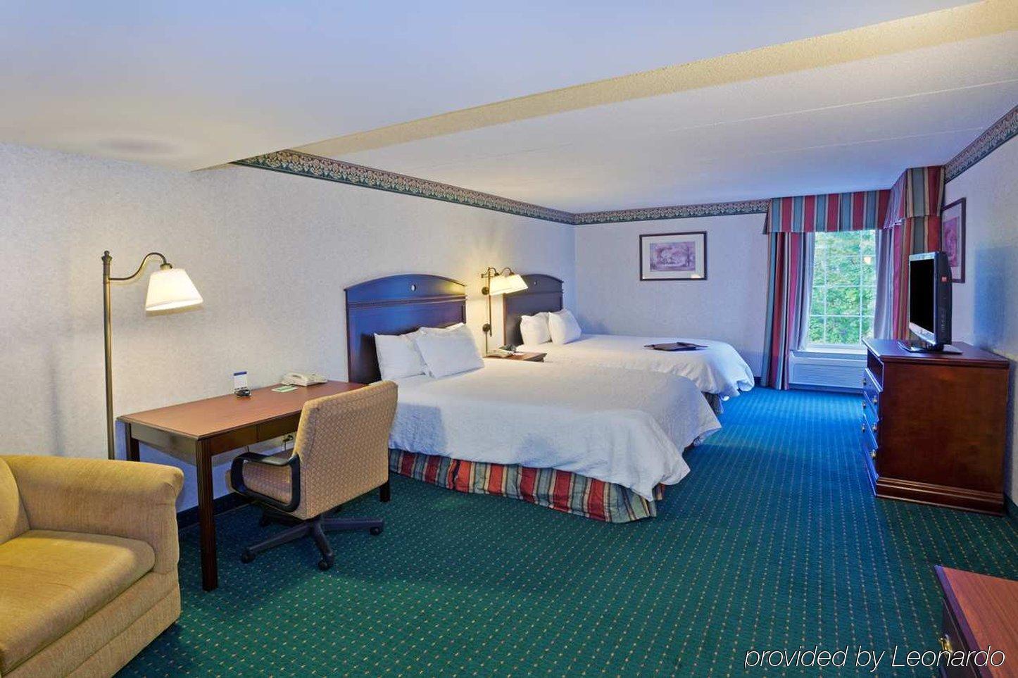 Hampton Inn Sturbridge Exteriör bild